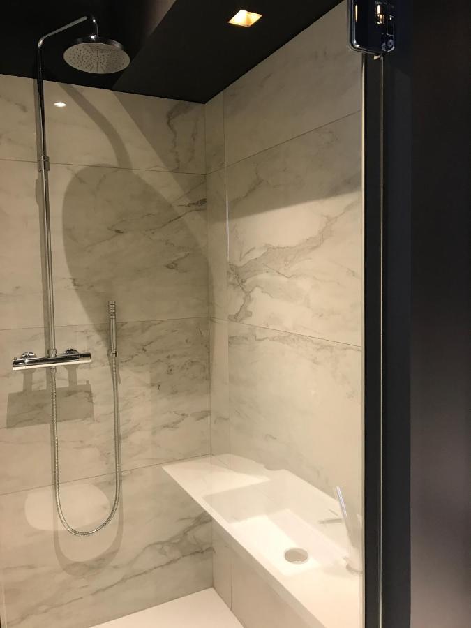 Faubourg Saint Martin Bed & Breakfast Luik